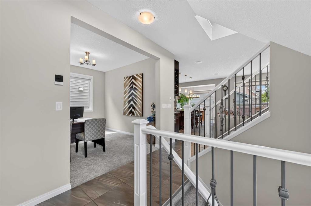 131 Cranarch Crescent Se, Calgary, AB - Indoor Photo Showing Other Room