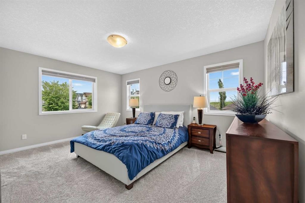 131 Cranarch Crescent Se, Calgary, AB - Indoor Photo Showing Bedroom
