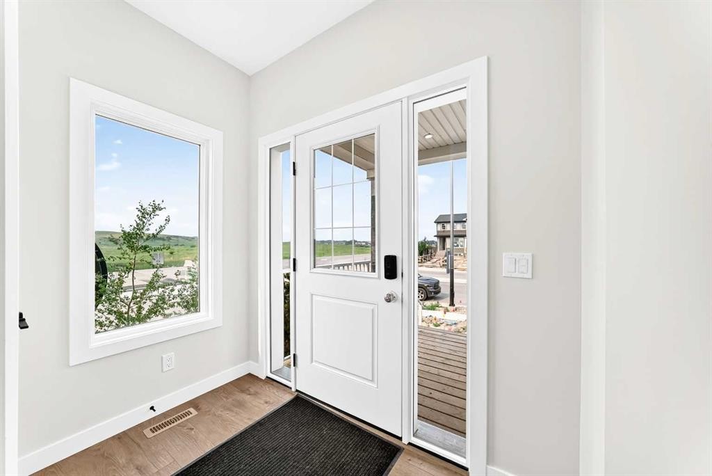 186 Lanark Gate Se, Airdrie, AB - Indoor Photo Showing Other Room