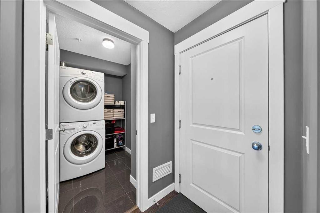 4203-302 Skyview Ranch Drive Ne, Calgary, AB - Indoor Photo Showing Laundry Room