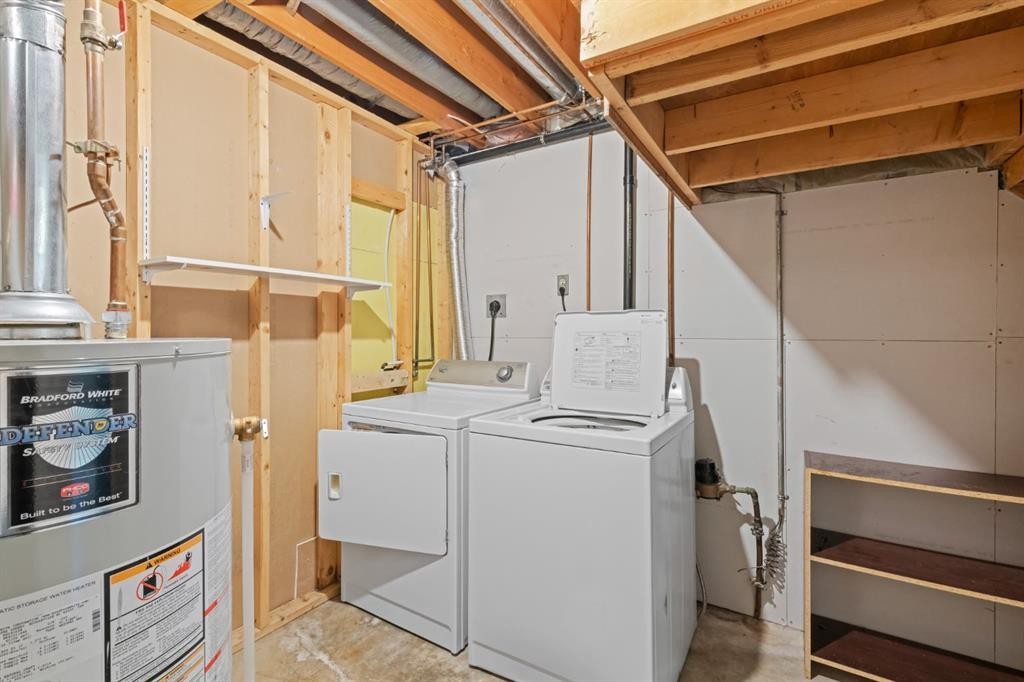 14538 37 Street Nw, Edmonton, AB - Indoor Photo Showing Laundry Room