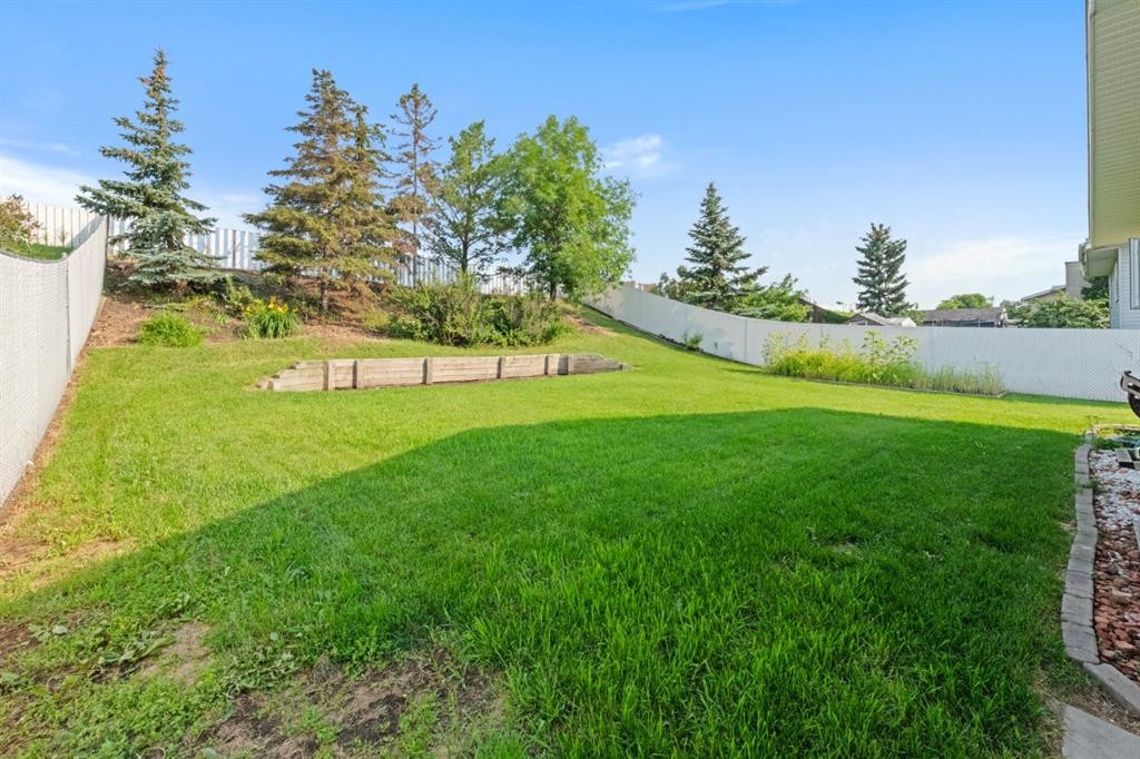 14538 37 Street Nw, Edmonton, AB - Outdoor