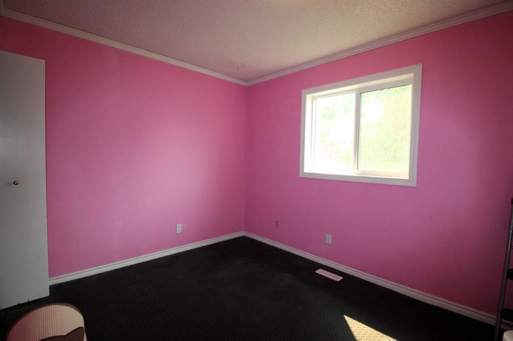112 Macewan Meadow Crescent Nw, Calgary, AB - Indoor Photo Showing Other Room