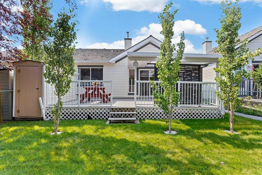 26 Chaparral Close Se, Calgary, AB - Outdoor With Deck Patio Veranda