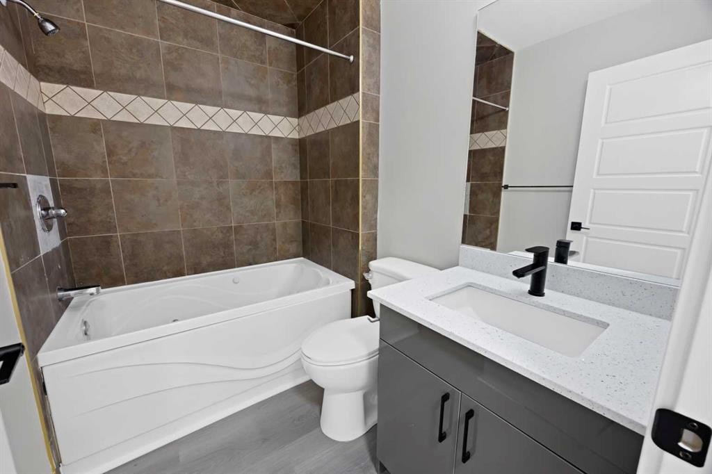 68 Laguna Close Ne, Calgary, AB - Indoor Photo Showing Bathroom