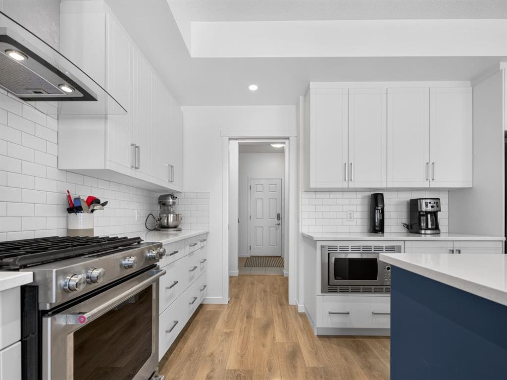 228 Masters Crescent Se, Calgary, AB - Indoor Photo Showing Kitchen With Stainless Steel Kitchen With Upgraded Kitchen