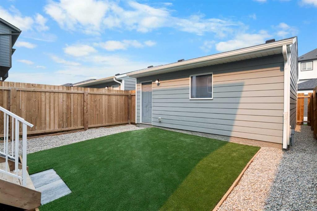 37 Verity Manor Sw, Calgary, AB - Outdoor With Exterior