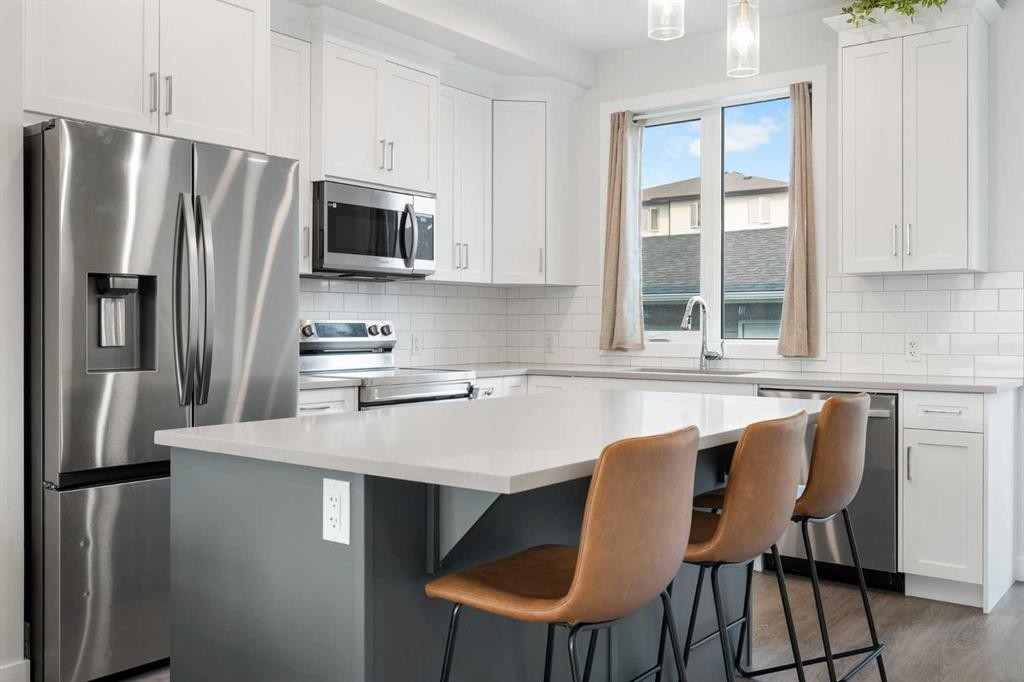 37 Verity Manor Sw, Calgary, AB - Indoor Photo Showing Kitchen With Stainless Steel Kitchen With Upgraded Kitchen