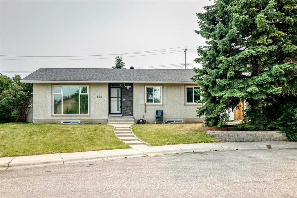 615 Marian Crescent Ne, Calgary, AB - Outdoor