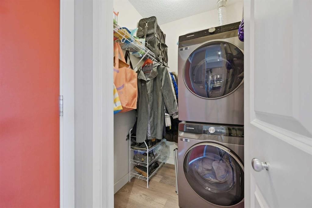 1106-175 Silverado Boulevard Sw, Calgary, AB - Indoor Photo Showing Laundry Room