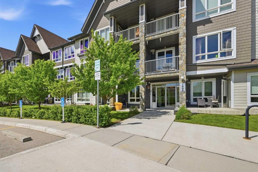 1106-175 Silverado Boulevard Sw, Calgary, AB - Outdoor With Facade