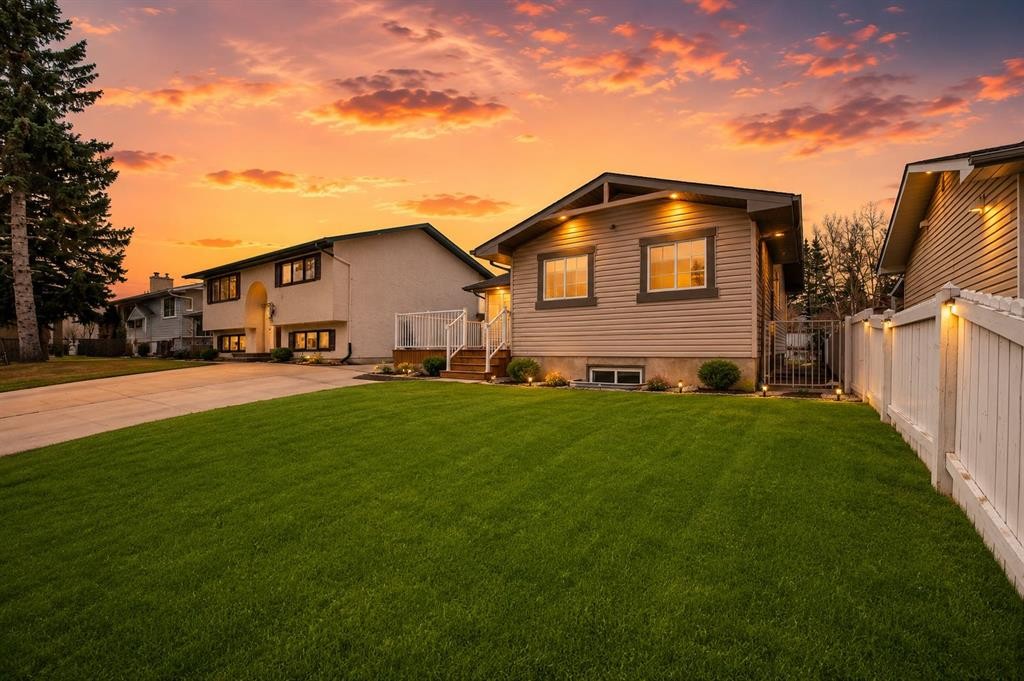 755 Penbrooke Road Se, Calgary, AB - Outdoor