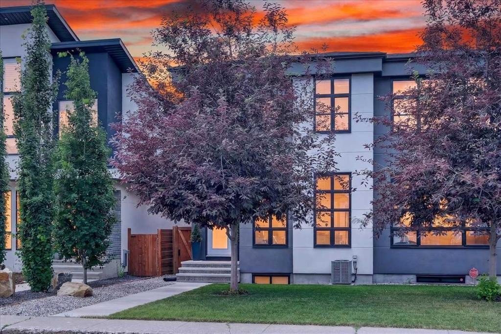 3127 44 Street Sw, Calgary, AB - Outdoor