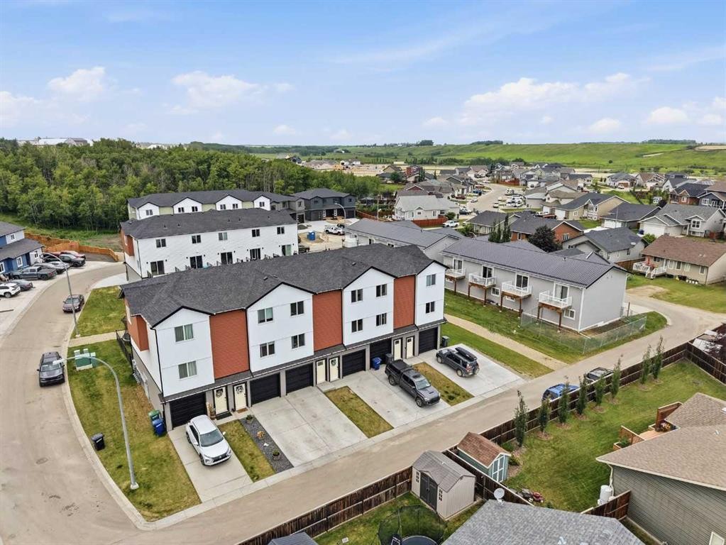 11 Park Lane, Didsbury, AB - Outdoor With View
