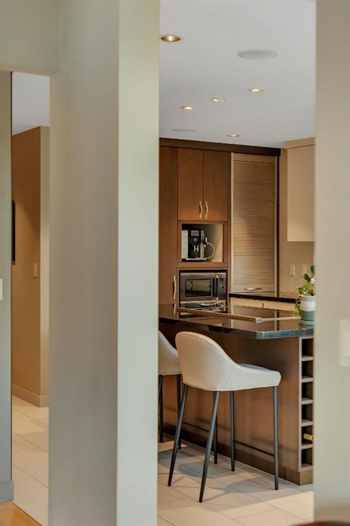521 30 Avenue Sw, Calgary, AB - Indoor