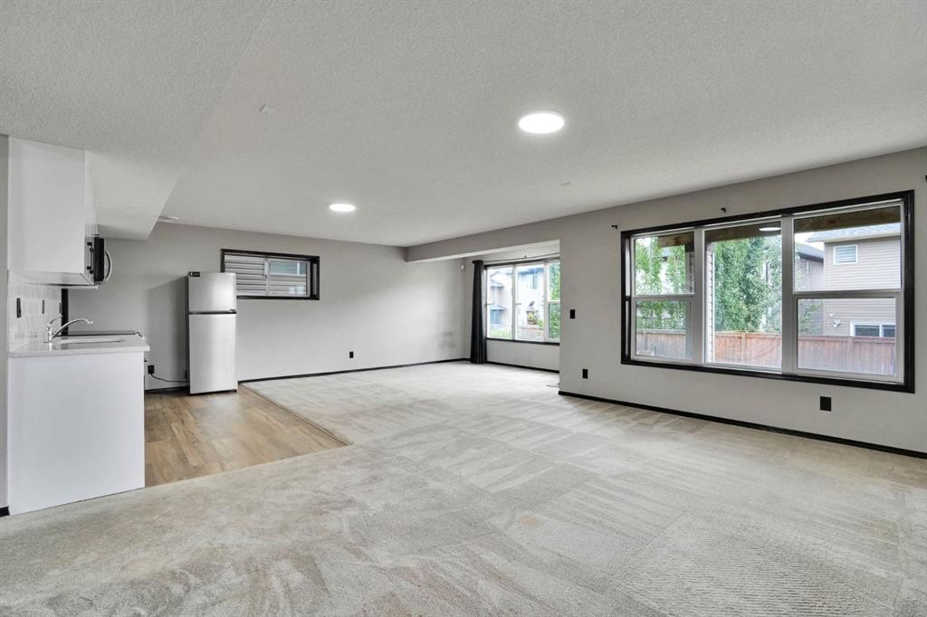 109 Pantego Terrace Nw, Calgary, AB - Indoor