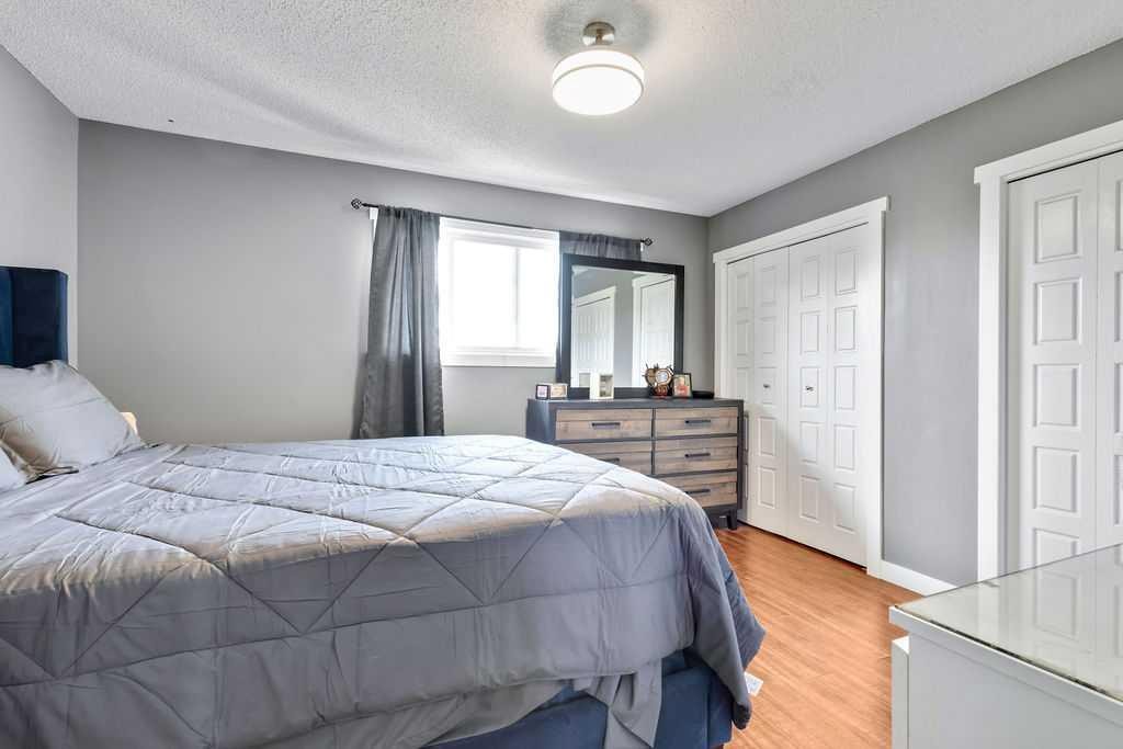 44 Falwood Crescent Ne, Calgary, AB - Indoor Photo Showing Bedroom