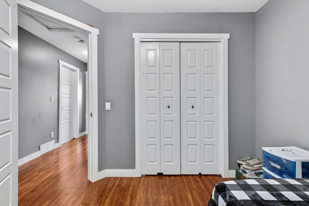 44 Falwood Crescent Ne, Calgary, AB - Indoor Photo Showing Bedroom