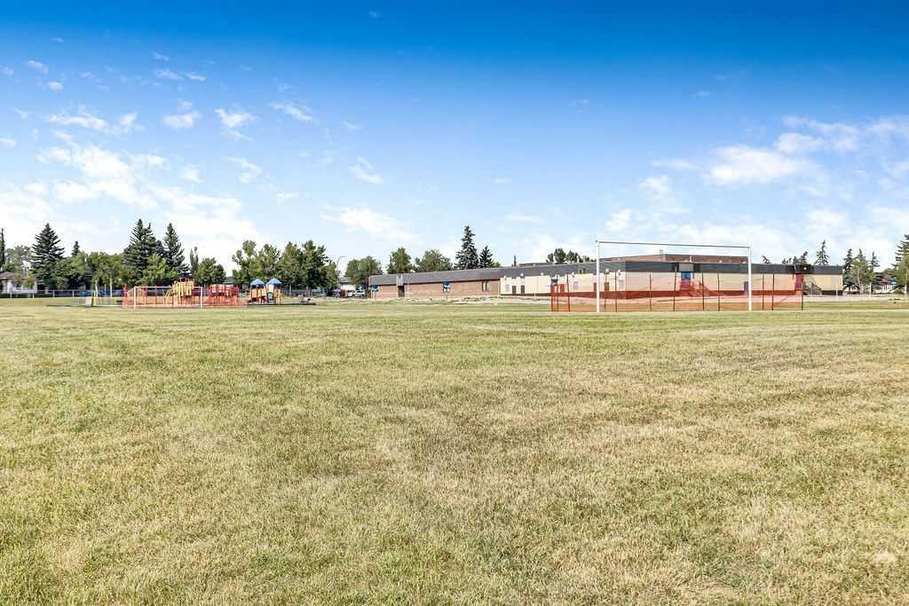 44 Falwood Crescent Ne, Calgary, AB - Outdoor With View