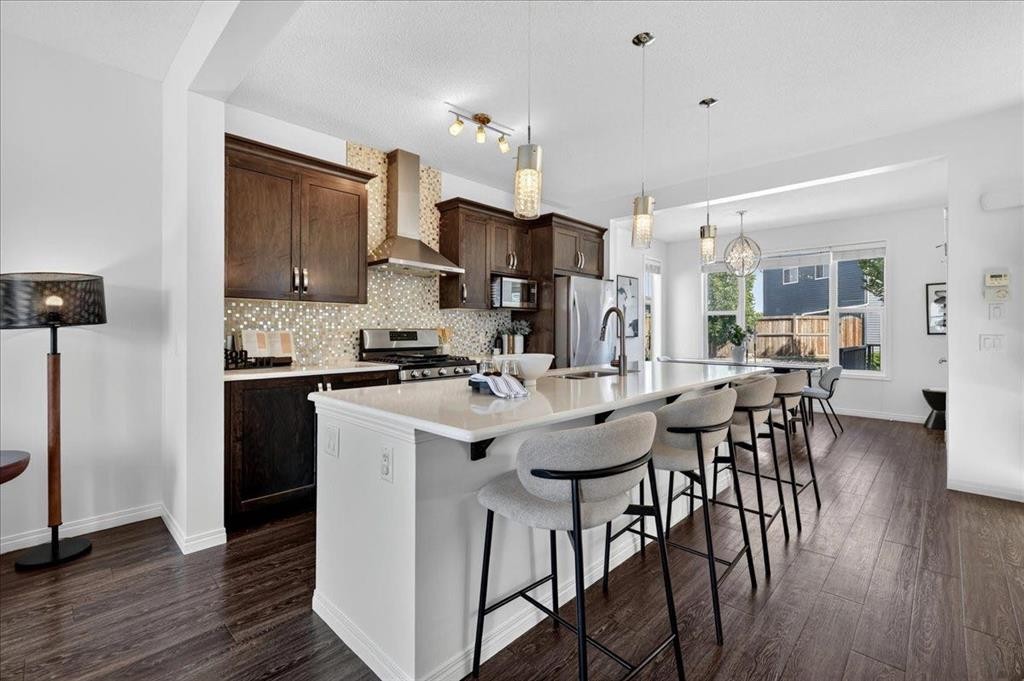 24 Auburn Meadows Green Se, Calgary, AB - Indoor Photo Showing Kitchen With Stainless Steel Kitchen With Upgraded Kitchen