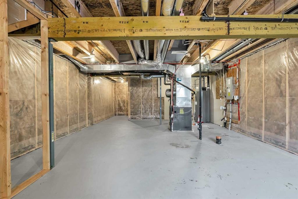 75 Evanscrest Way Nw, Calgary, AB - Indoor Photo Showing Basement