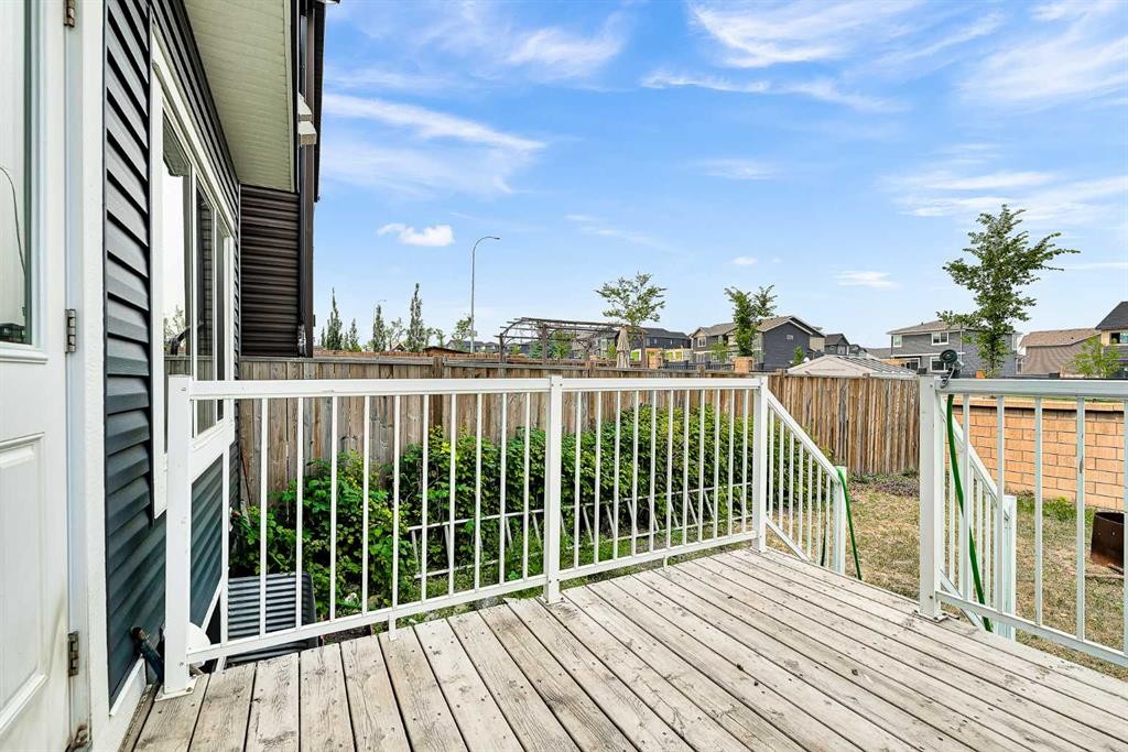 75 Evanscrest Way Nw, Calgary, AB - Outdoor With Deck Patio Veranda