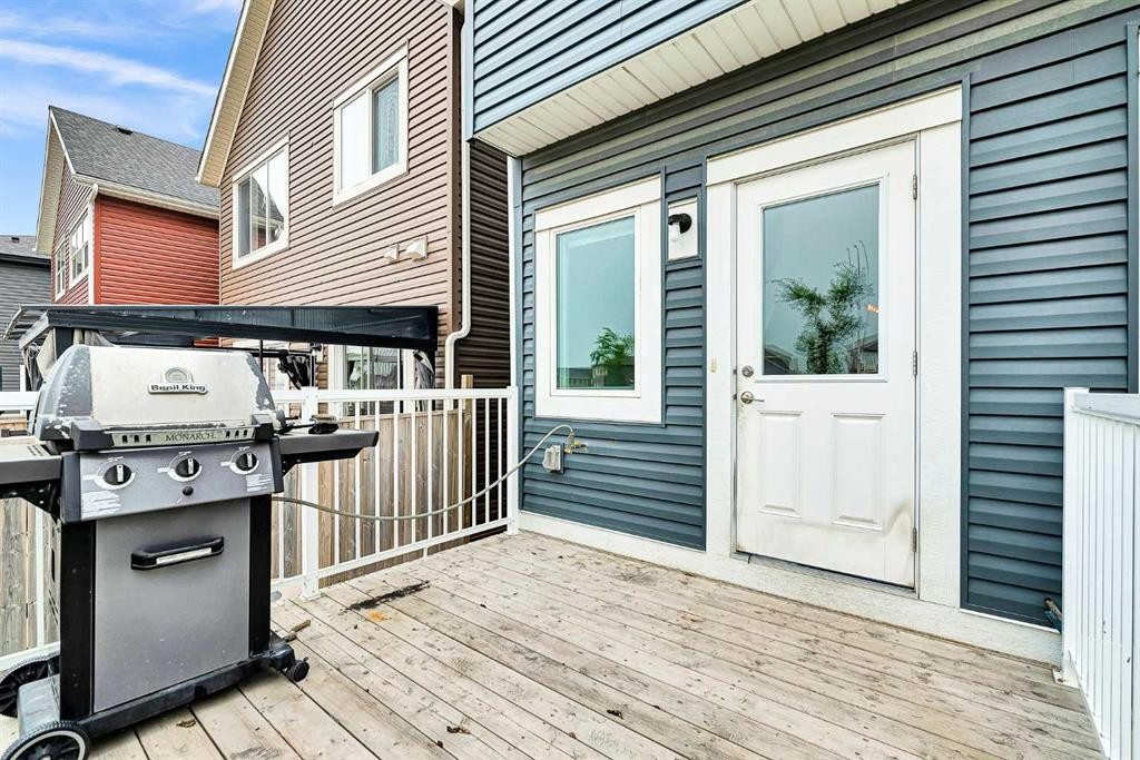 75 Evanscrest Way Nw, Calgary, AB - Outdoor With Deck Patio Veranda