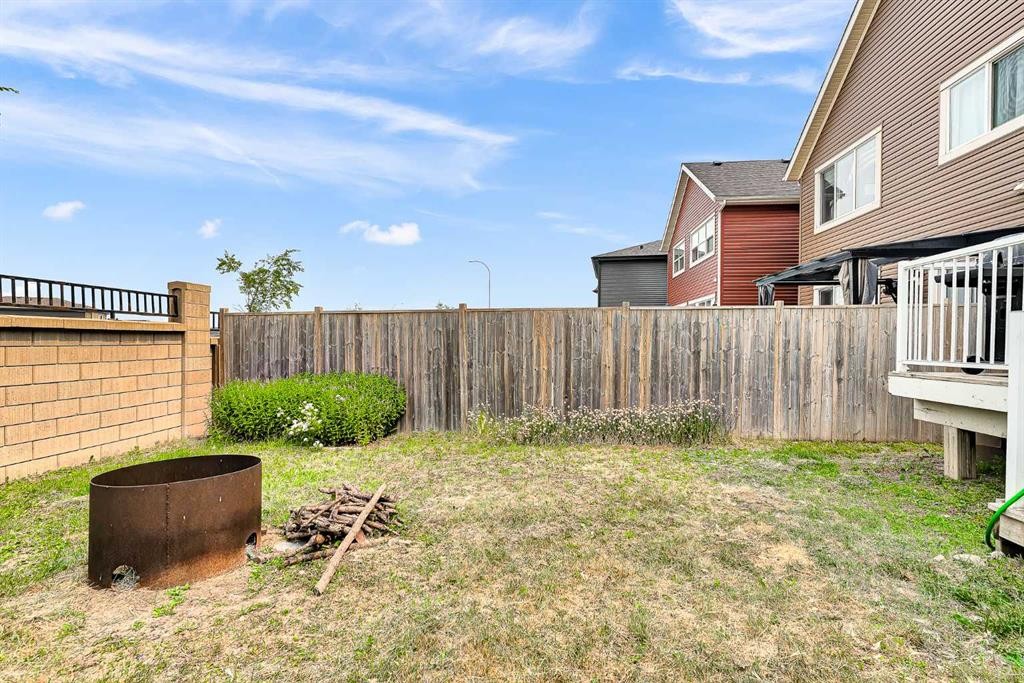 75 Evanscrest Way Nw, Calgary, AB - Outdoor