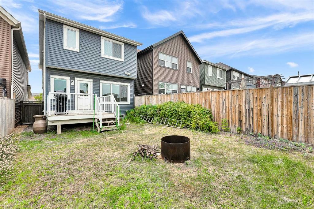 75 Evanscrest Way Nw, Calgary, AB - Outdoor With Deck Patio Veranda