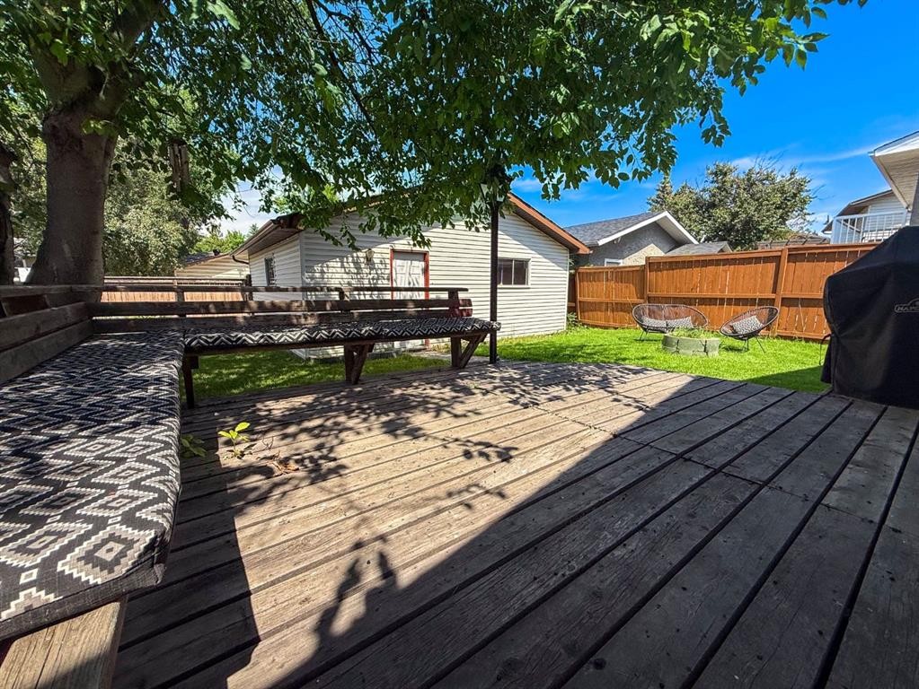 119 Fallswater Crescent Ne, Calgary, AB - Outdoor With Deck Patio Veranda