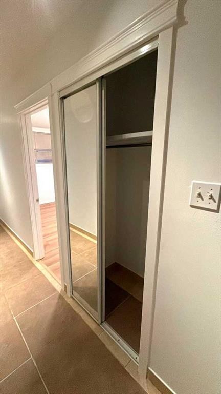 4-3726 Centre Street Ne, Calgary, AB - Indoor Photo Showing Other Room