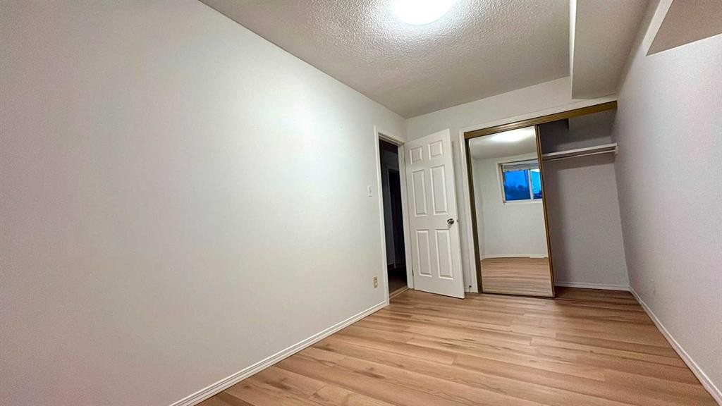 4-3726 Centre Street Ne, Calgary, AB - Indoor Photo Showing Other Room