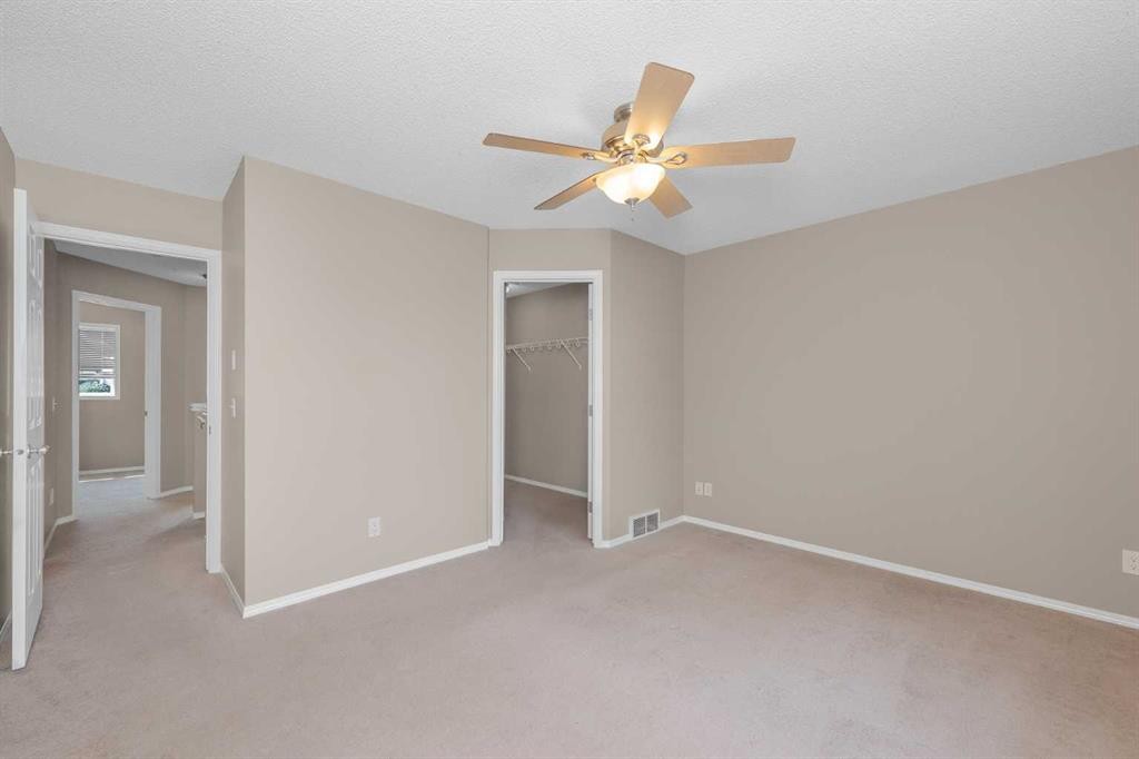 169 Everstone Drive Sw, Calgary, AB - Indoor Photo Showing Other Room