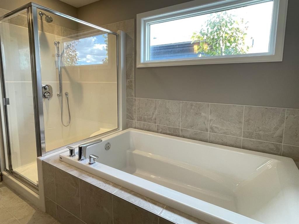 71 Cornerstone Passage Ne, Calgary, AB - Indoor Photo Showing Bathroom