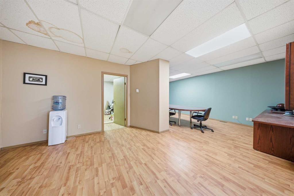 122 2 Avenue, Strathmore, AB