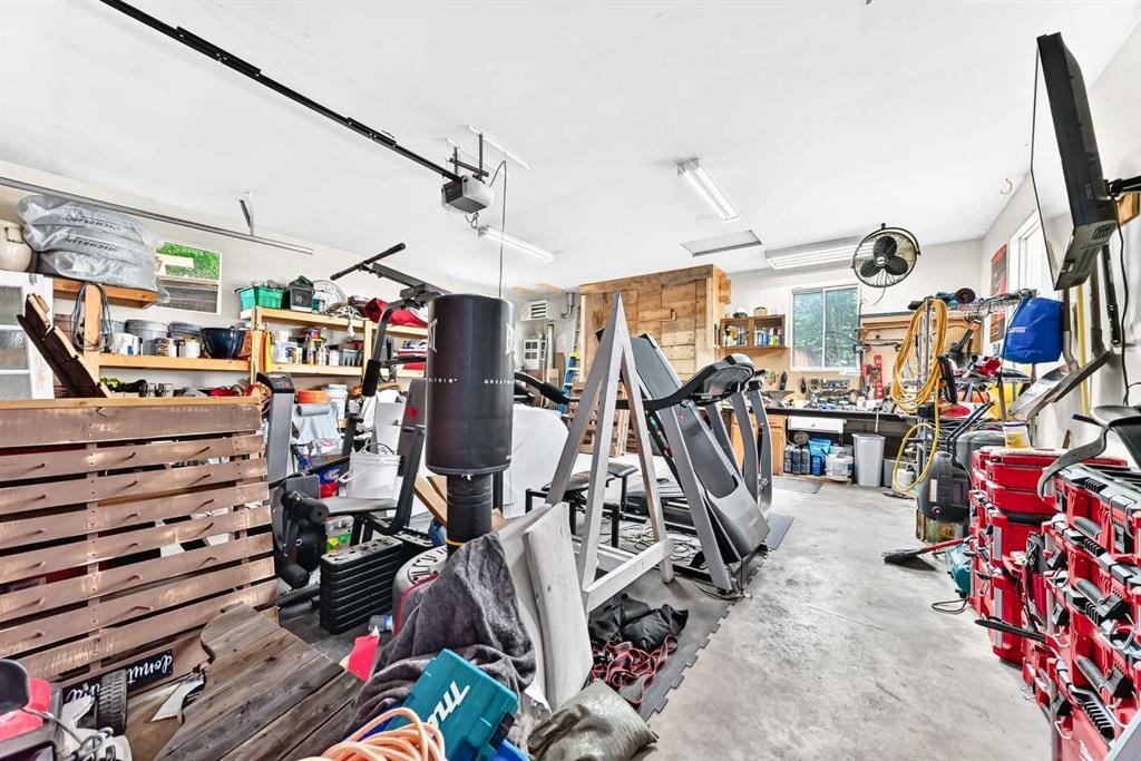 256 Midvalley Place Se, Calgary, AB - Indoor Photo Showing Gym Room