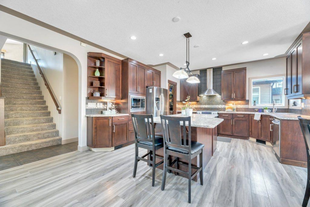 101 Hawkmere Place, Chestermere, AB - Indoor Photo Showing Kitchen With Stainless Steel Kitchen With Upgraded Kitchen
