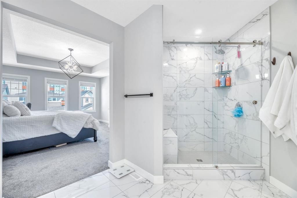 303 Dawson Harbour Court, Chestermere, AB - Indoor Photo Showing Bathroom