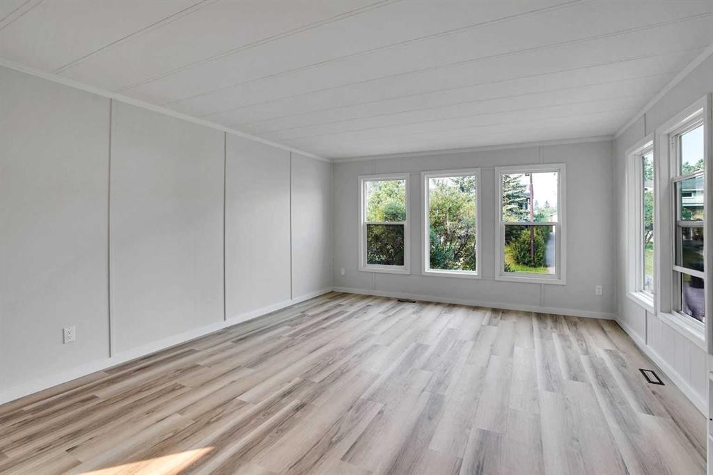 64 Huntwell Way Ne, Calgary, AB - Indoor