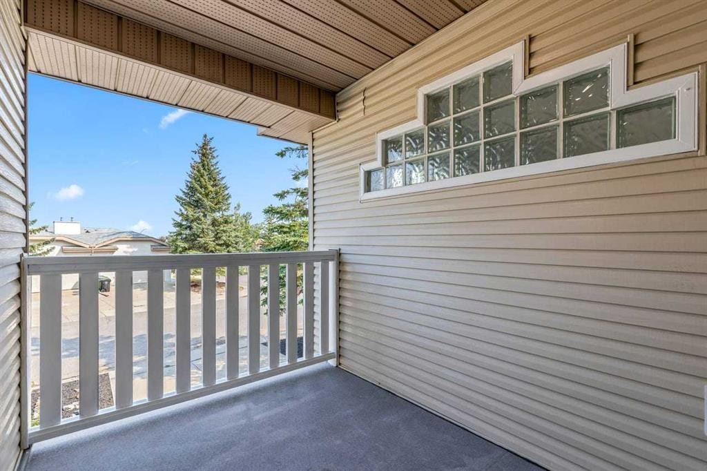 162 Millbank Hill Sw, Calgary, AB - Outdoor With Exterior