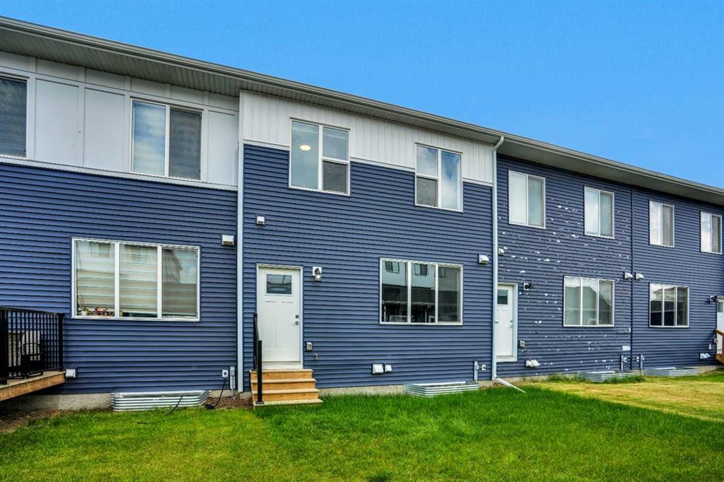 76 Amblefield Terrace Nw, Calgary, AB - Outdoor With Exterior
