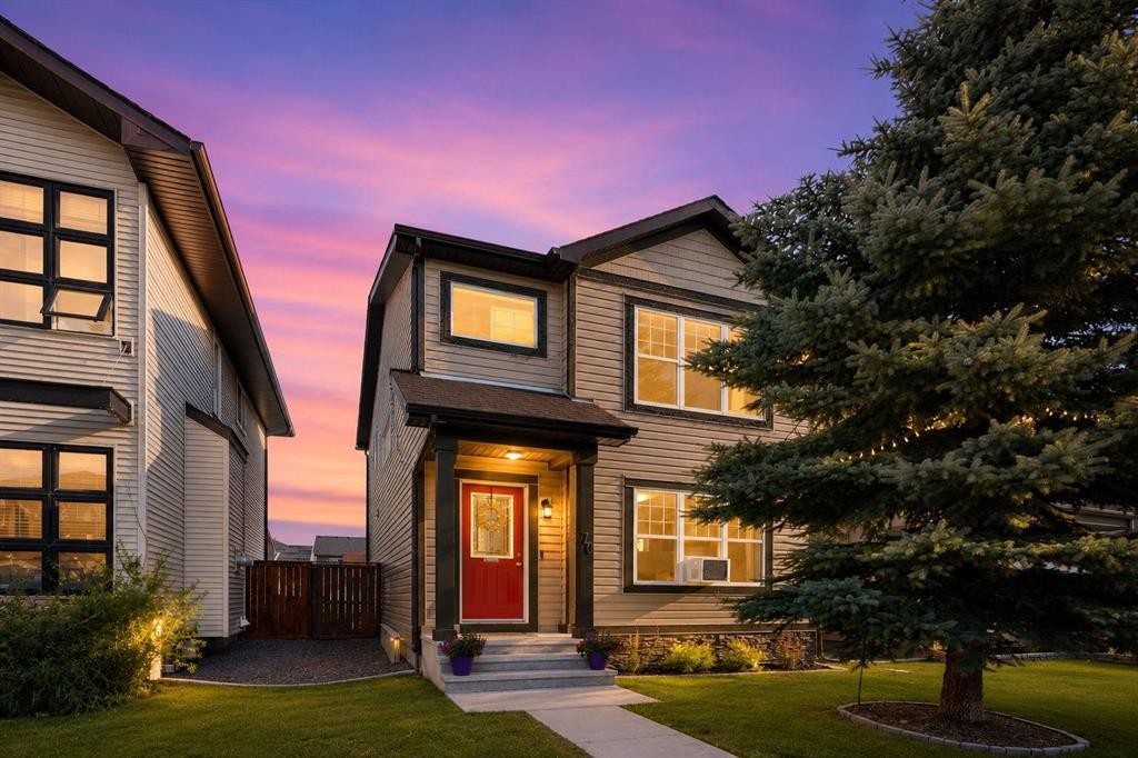 70 Walden Manor Se, Calgary, AB - Outdoor