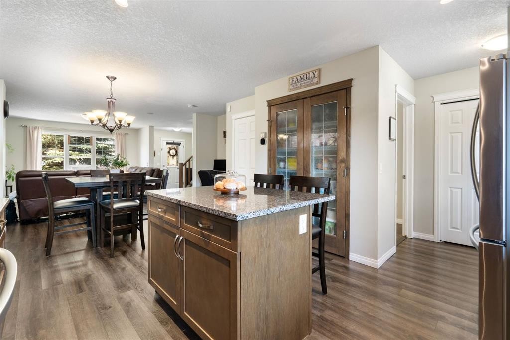 70 Walden Manor Se, Calgary, AB - Indoor