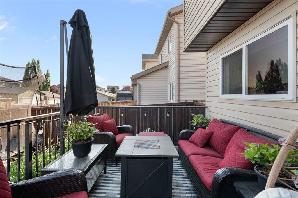 70 Walden Manor Se, Calgary, AB - Outdoor With Deck Patio Veranda With Exterior