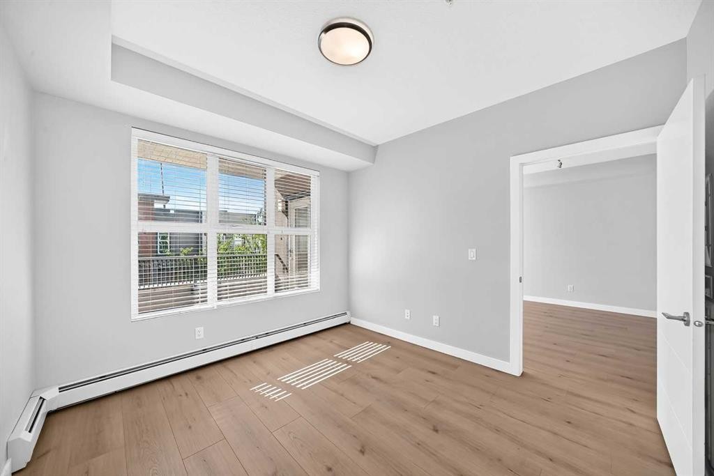 1210-95 Burma Star Road Sw, Calgary, AB - Indoor Photo Showing Other Room