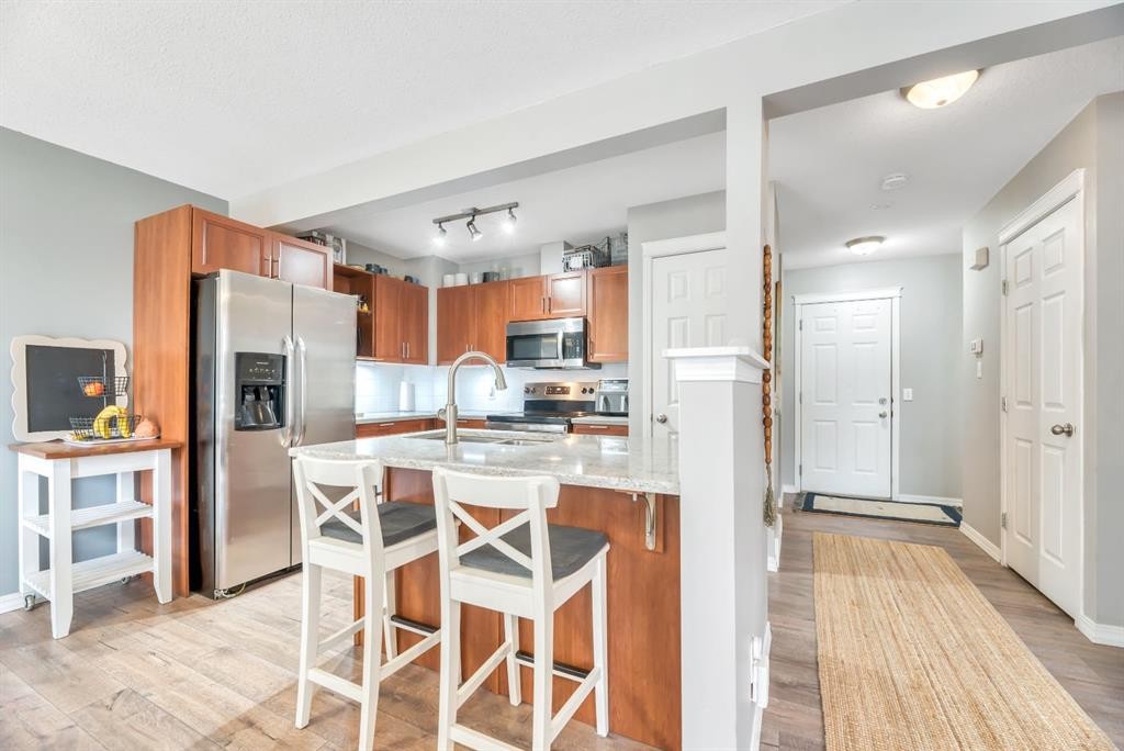 127 Hillview Terrace, Strathmore, AB - Indoor Photo Showing Kitchen