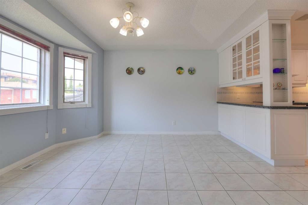 8 Prominence Path Sw, Calgary, AB - Indoor