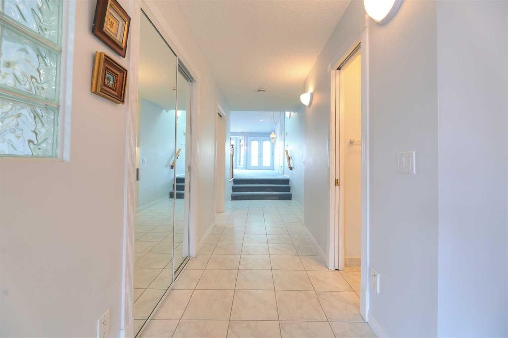8 Prominence Path Sw, Calgary, AB - Indoor Photo Showing Other Room