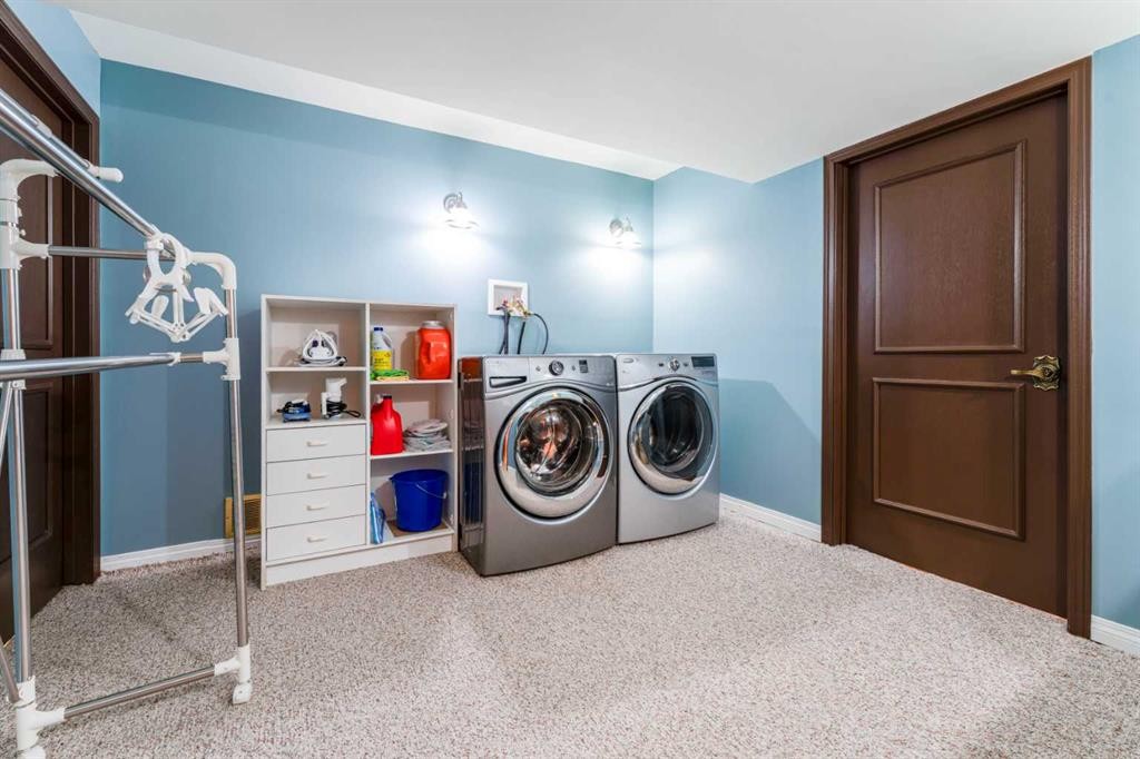 240 Canterville Drive Sw, Calgary, AB - Indoor Photo Showing Laundry Room