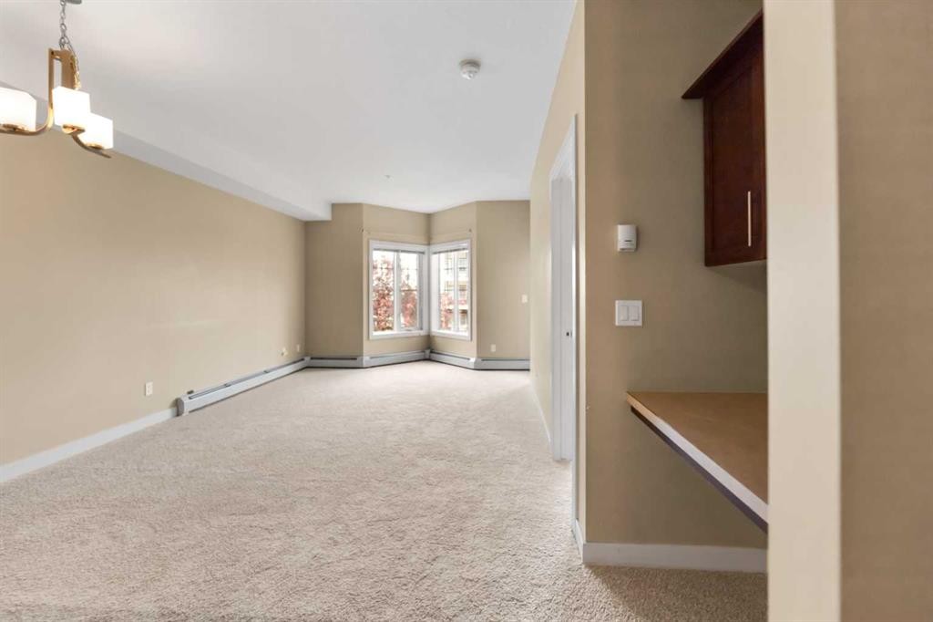 205-20 Royal Oak Plaza Nw, Calgary, AB - Indoor Photo Showing Other Room